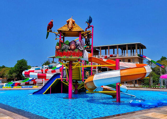 JungleWorld kids’ splash zone