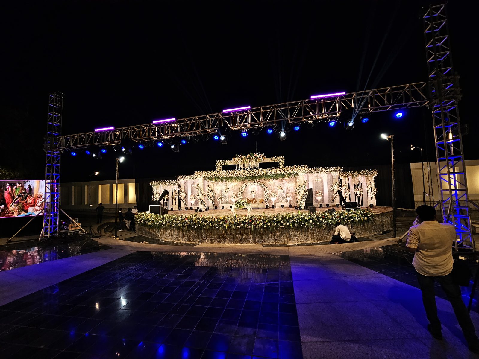 Opera Park Amphitheater at UVA Meridian Convention Centre