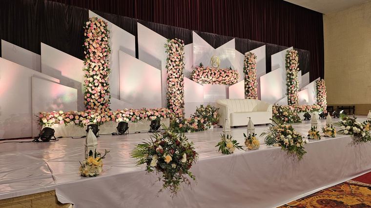 Wedding stage in the Grammy Ballroom