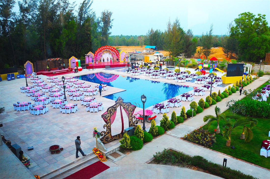 Pool Deck wedding from above