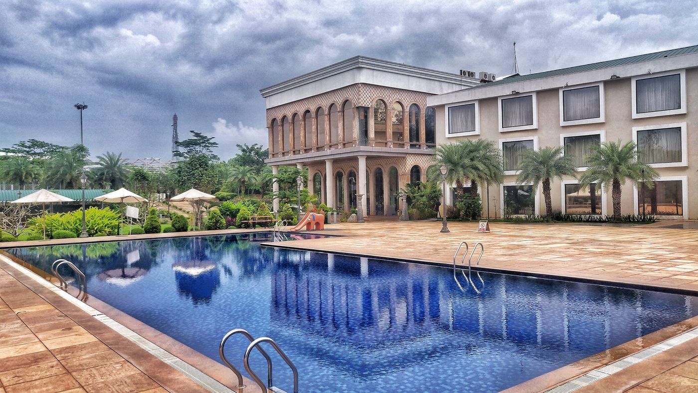 UVA Meridian Bay Resort main building and outdoor pool