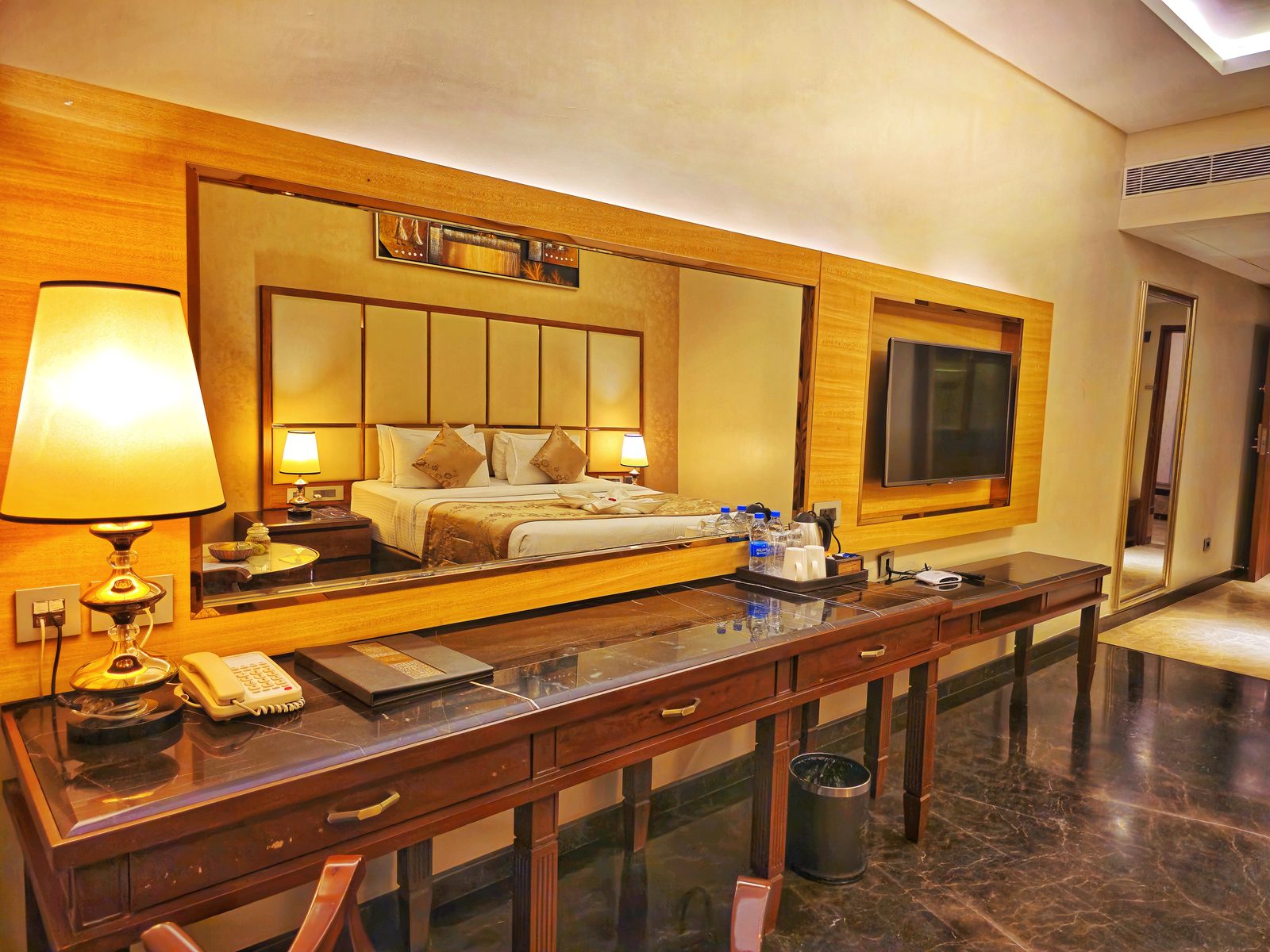 Deluxe Room wide view with desk at UVA Meridian